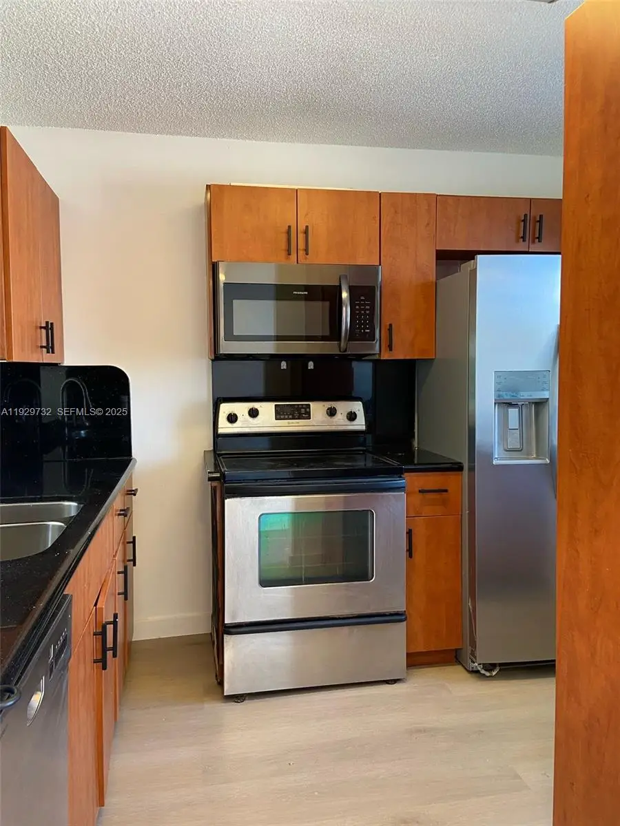 8740 N Sherman Cir #305, Miramar, FL 33025 - Image #3