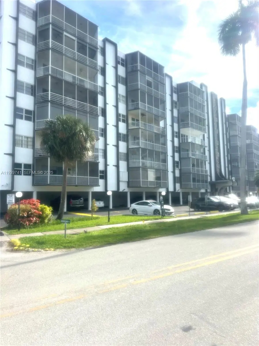 400 Diplomat Pkwy #403, Hallandale Beach, FL 33009 - Image #1