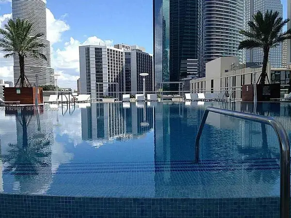 500 Brickell Ave #2303, Miami, FL 33131