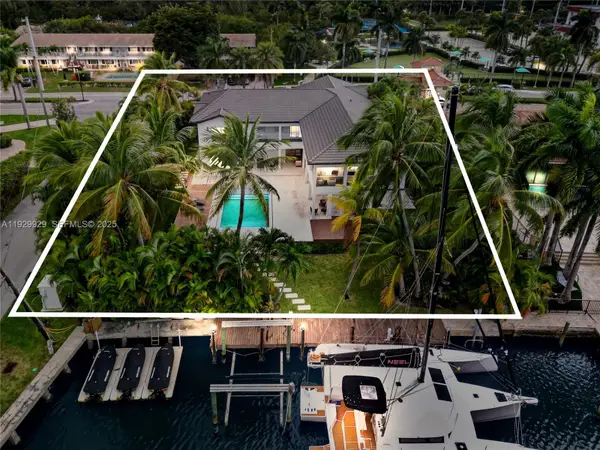 431 Layne Blvd, Hallandale Beach, FL 33009