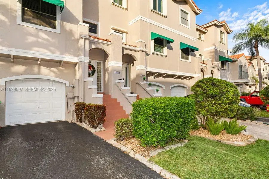 12691 NW 14th Pl, Sunrise, FL 33323 - Image #3