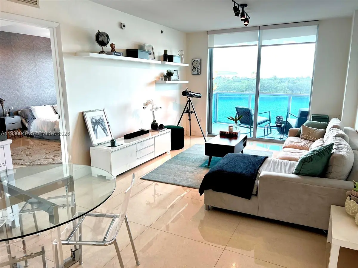 2641 N Flamingo Rd #605N, Sunrise, FL 33323 - Image #1