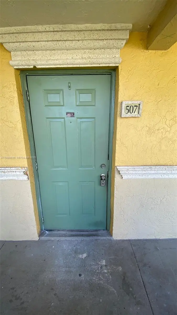 507 Meadows Cir #507, Boynton Beach, FL 33436 - Image #2