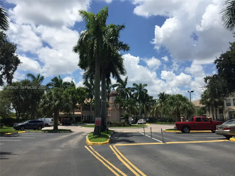 802 Belmont Ln #1, North Lauderdale, FL 33068 - Image #3