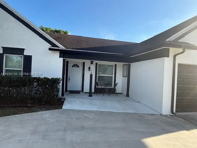 9530 Ashley Dr, Miramar, FL 33025 - Image #3