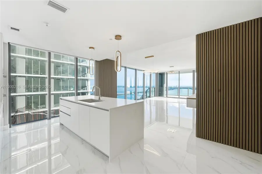 700 NE 24th St #4801, Miami, FL 33137 - Image #2
