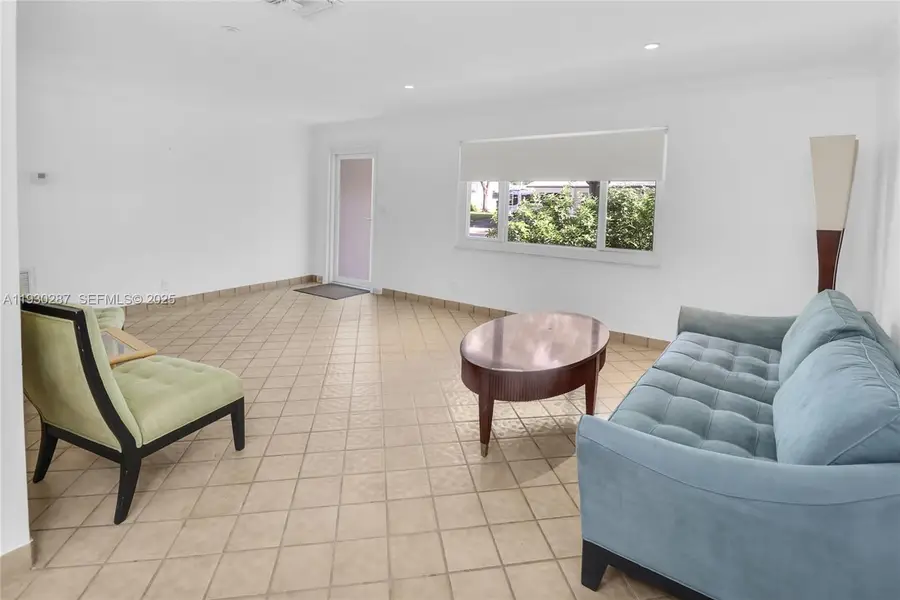 1331 Campanelli Dr, Plantation, FL 33322 - Image #3