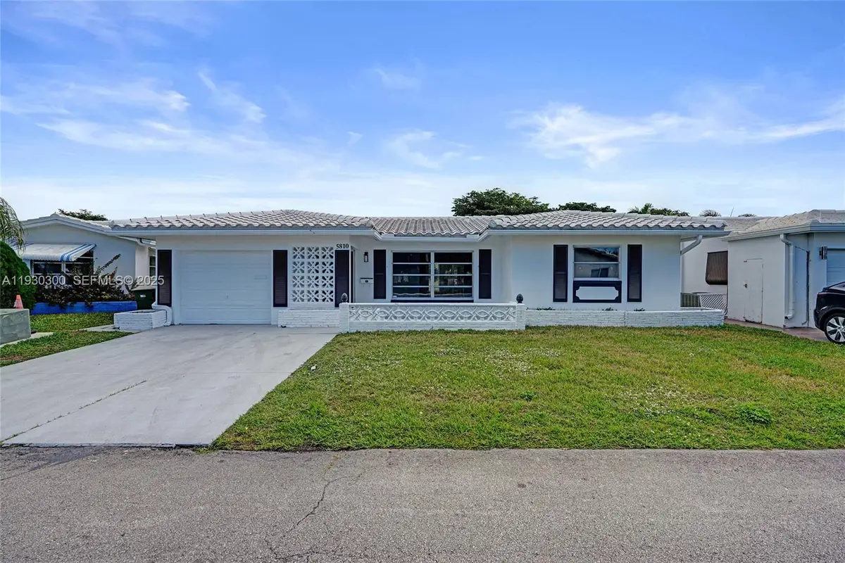 5810 NW 81st Ave, Tamarac, FL 33321 - Image #1