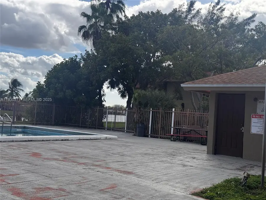 6455 W 27th Ave #44-13, Hialeah, FL 33016 - Image #3