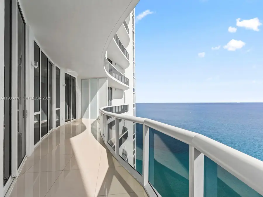 15811 Collins Ave #3707, Sunny Isles Beach, FL 33160 - Image #2