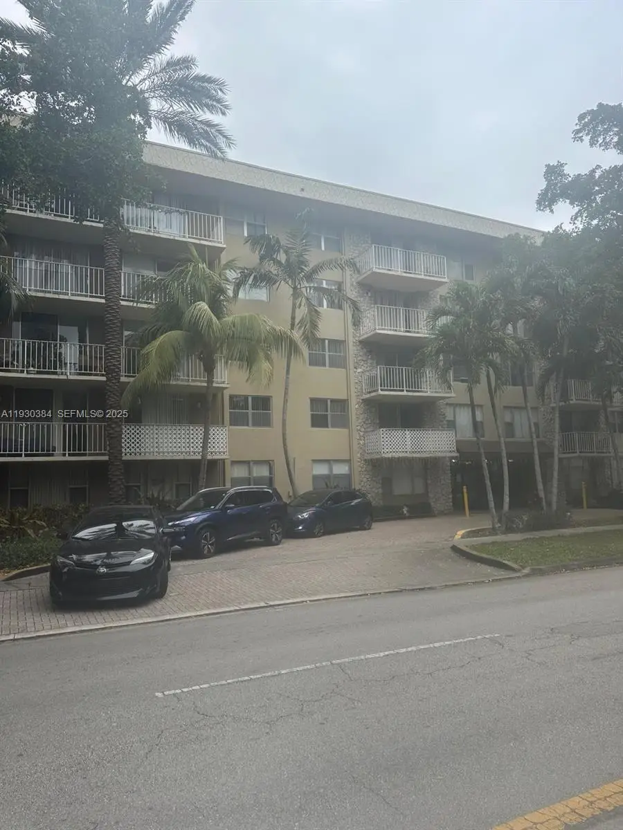 1805 Sans Souci Blvd #428, North Miami, FL 33181 - Image #2