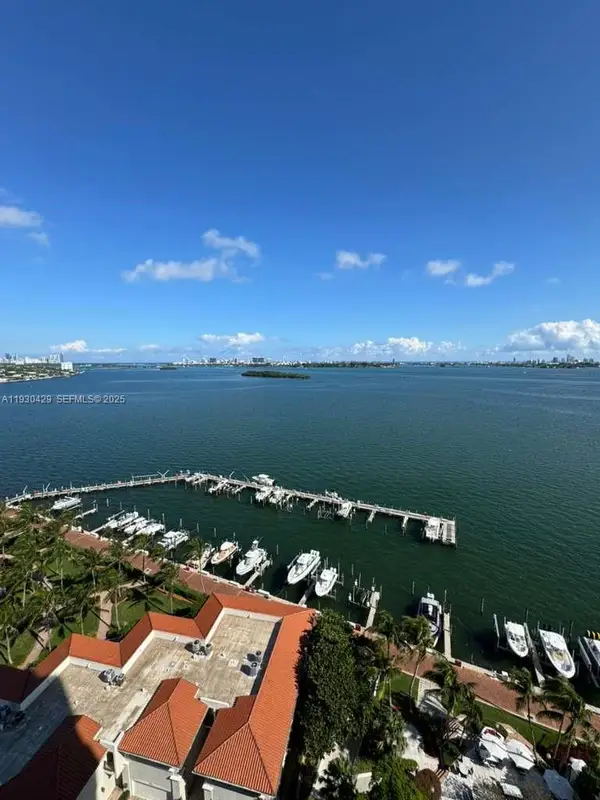 4000 Towerside Ter #1901, Miami, FL 33138