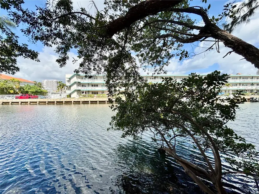 3660 NE 166th St #506, North Miami Beach, FL 33160 - Image #3