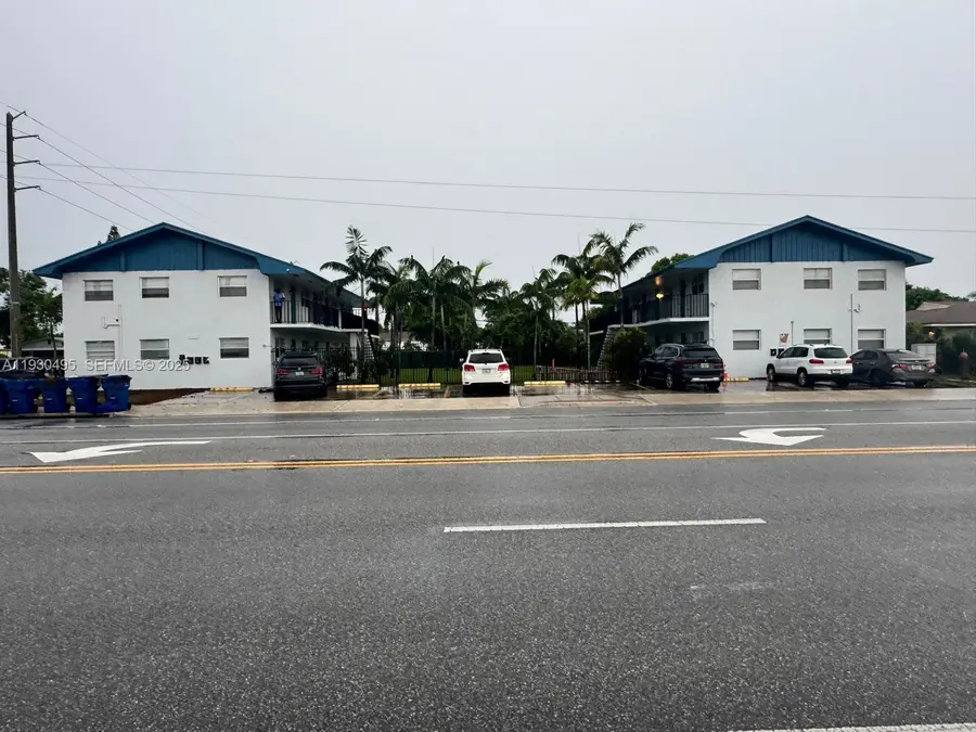 201 W Blue Heron Blvd, Riviera Beach, FL 33404 - Image #2