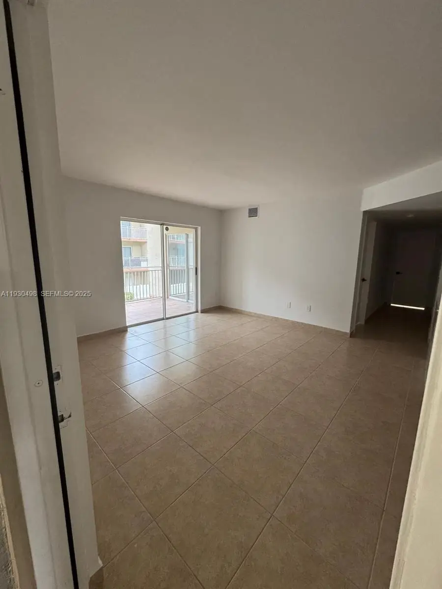 18870 NW 57th Ave #204, Hialeah, FL 33015 - Image #2