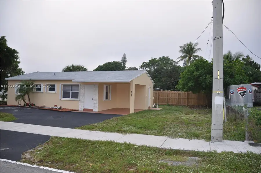 571 NE 61st St, Oakland Park, FL 33334 - Image #2