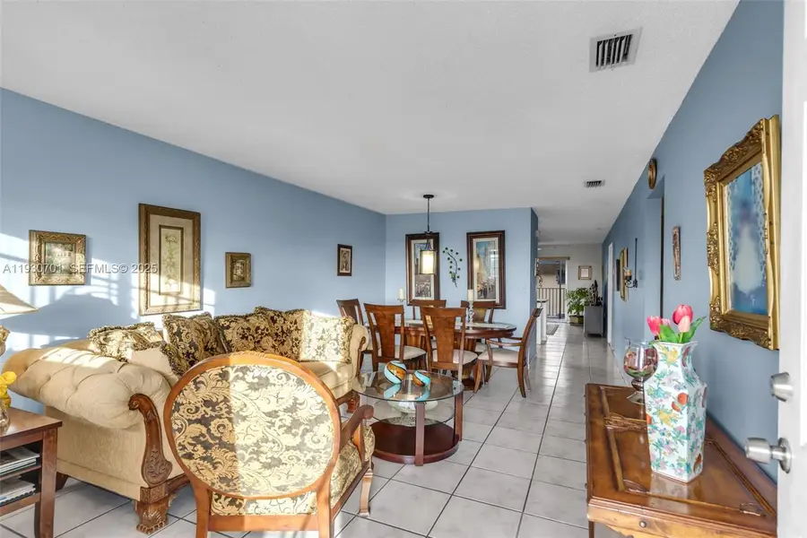 8851 NW 119th St #4304, Hialeah Gardens, FL 33018 - Image #3