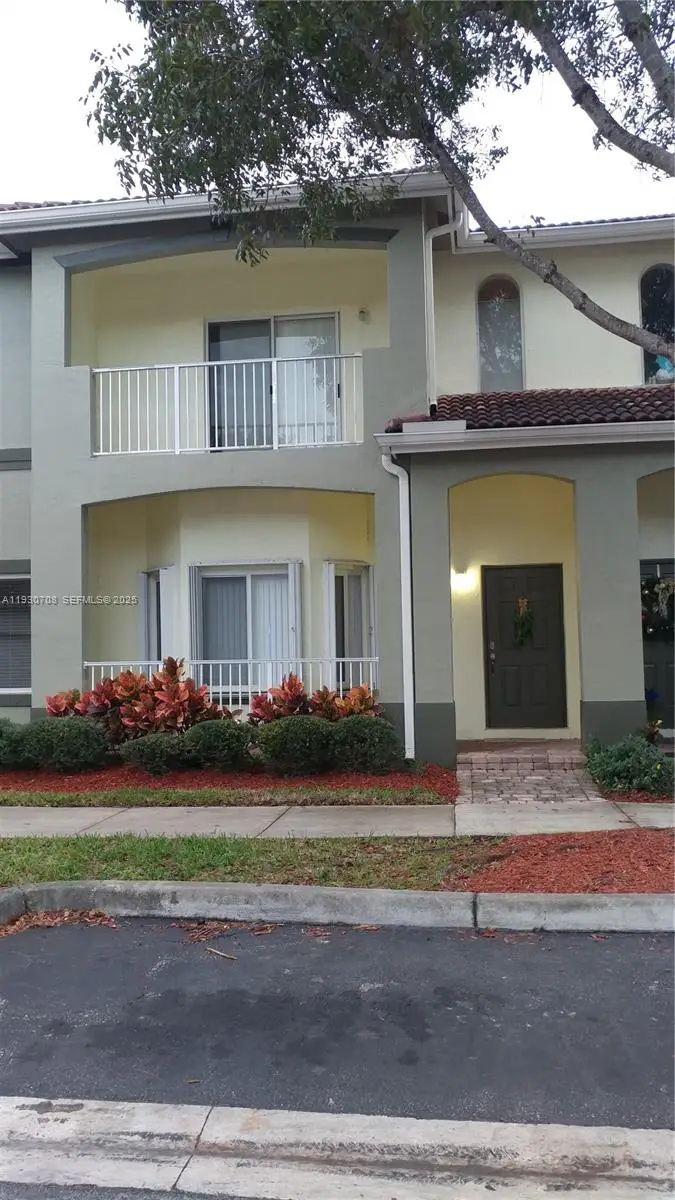 2452 SE 19th Ct, Homestead, FL 33035 - Image #1