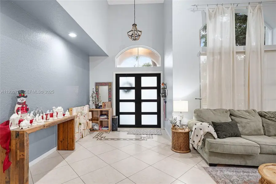 1491 NW 159th Ave, Pembroke Pines, FL 33028 - Image #3