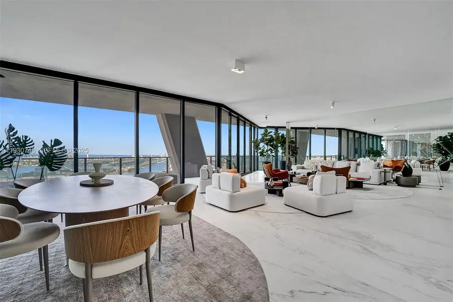 1000 Biscayne Blvd #3902, Miami, FL 33132 - Image #2