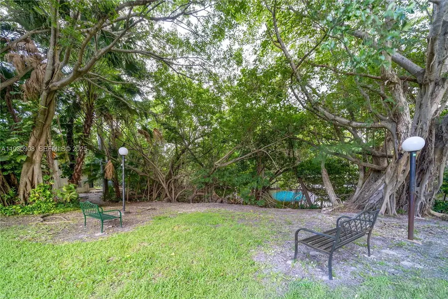 19212 NE 25th Ave #283D, Miami, FL 33180 - Image #2