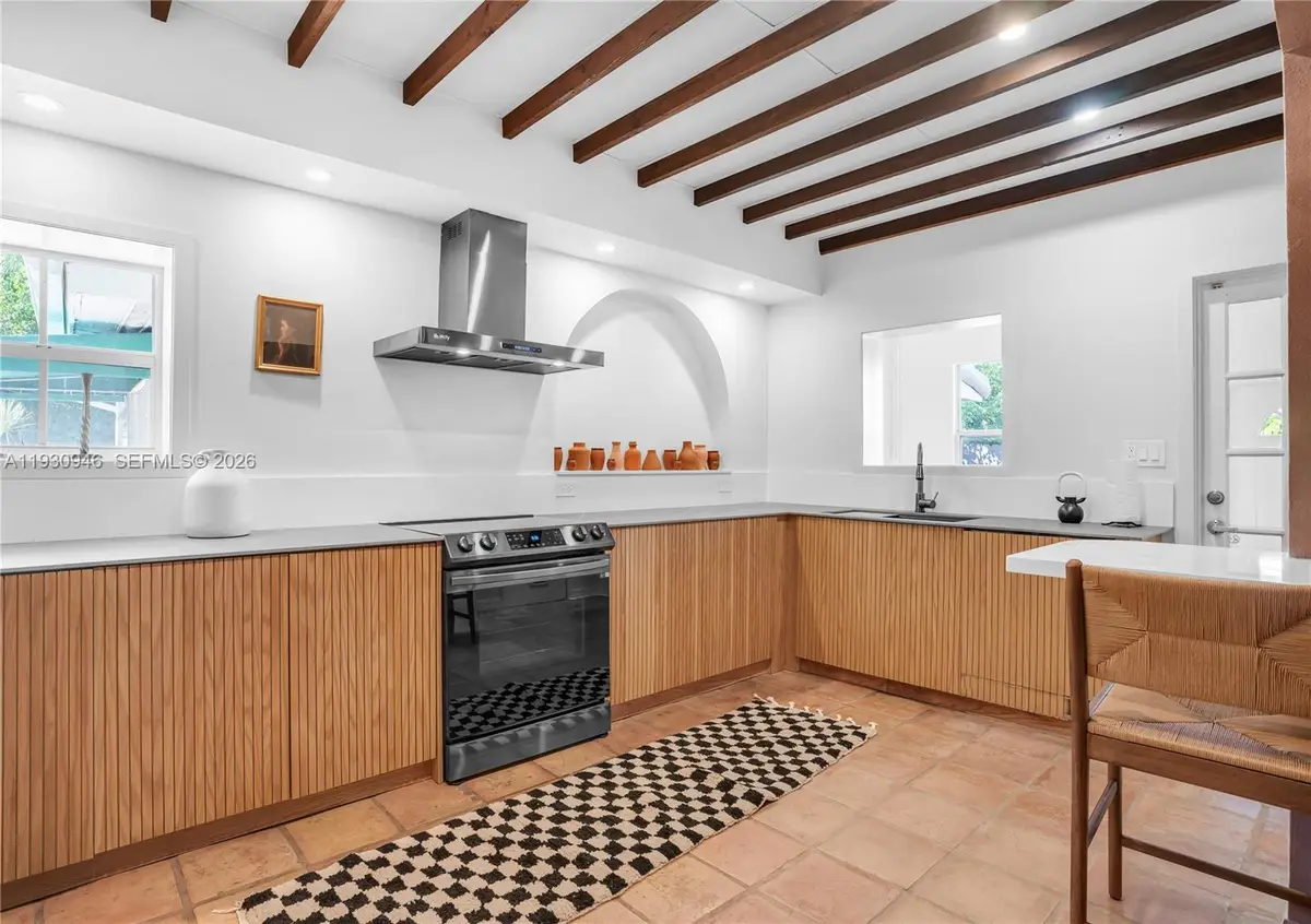 1344 Seabreeze Blvd, Fort Lauderdale, FL 33316 - Image #1