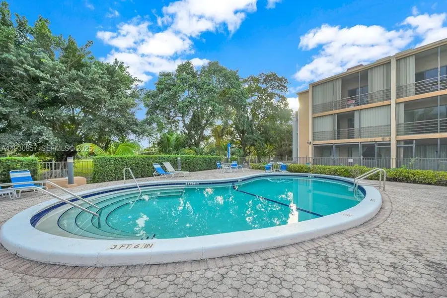 3900 N Hills Dr #303, Hollywood, FL 33021 - Image #2