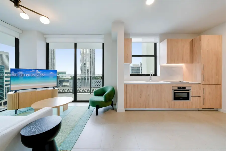 11 NE 6th Street #1901, Miami, FL 33132 - Image #2