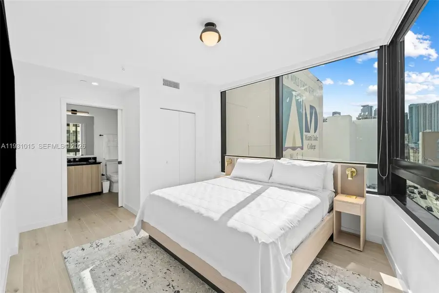 225 N Miami Avenue #912, Miami, FL 33128 - Image #2