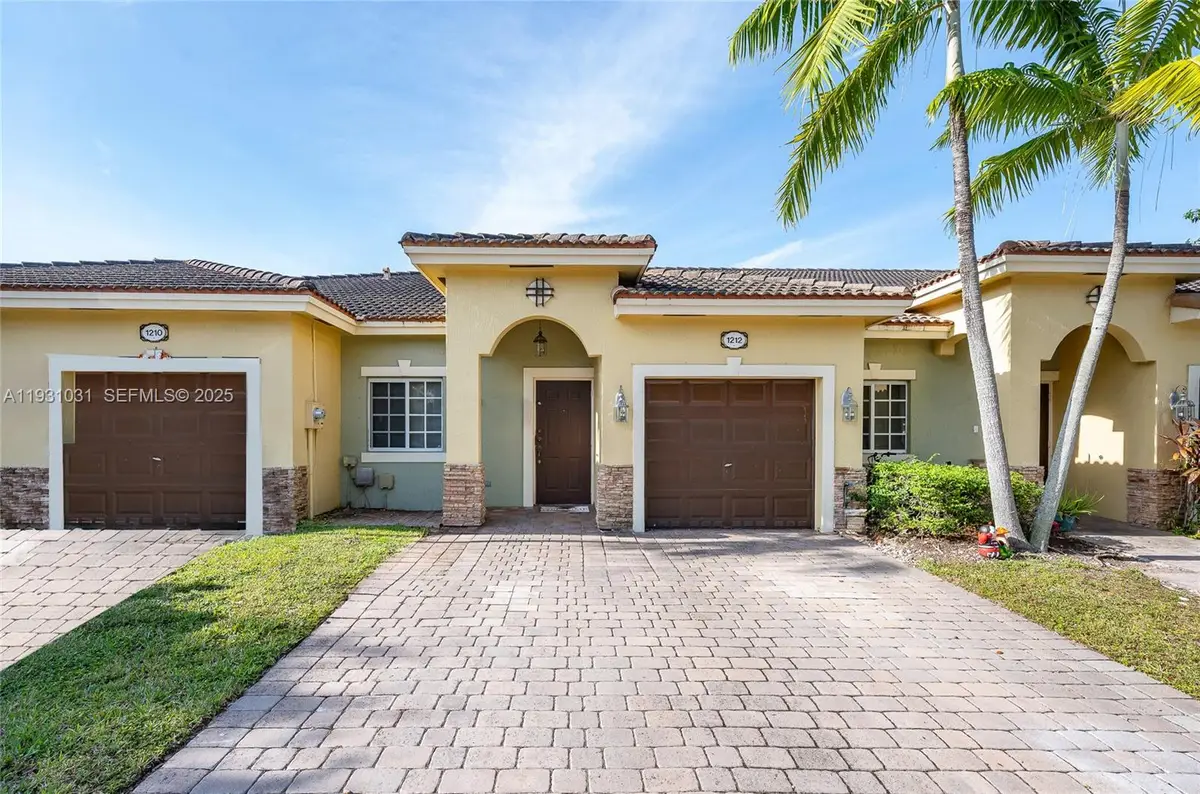 1212 NE 32nd Ter, Homestead, FL 33033 - Image #1