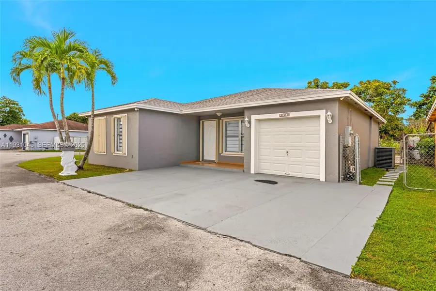 29964 SW 158th Pl, Homestead, FL 33033 - Image #2