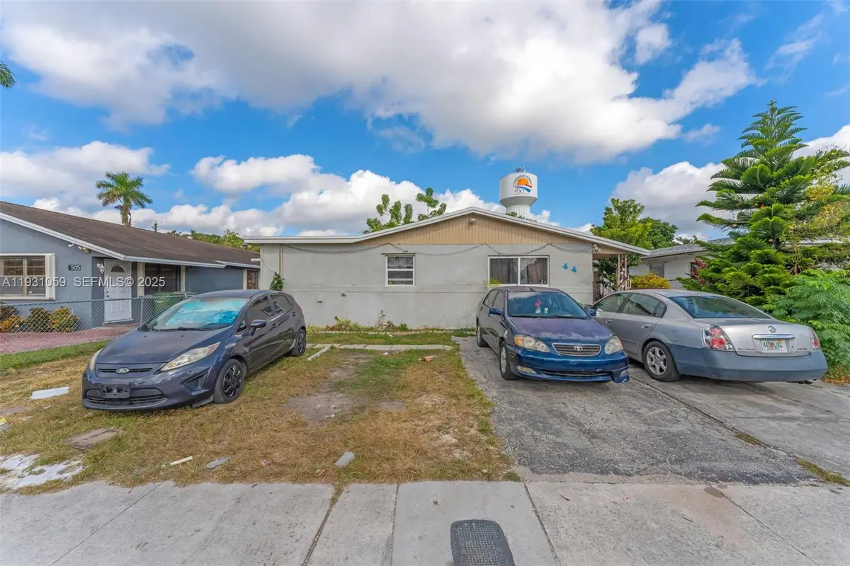 445 NW 8th St, Homestead, FL 33030 - Image #1