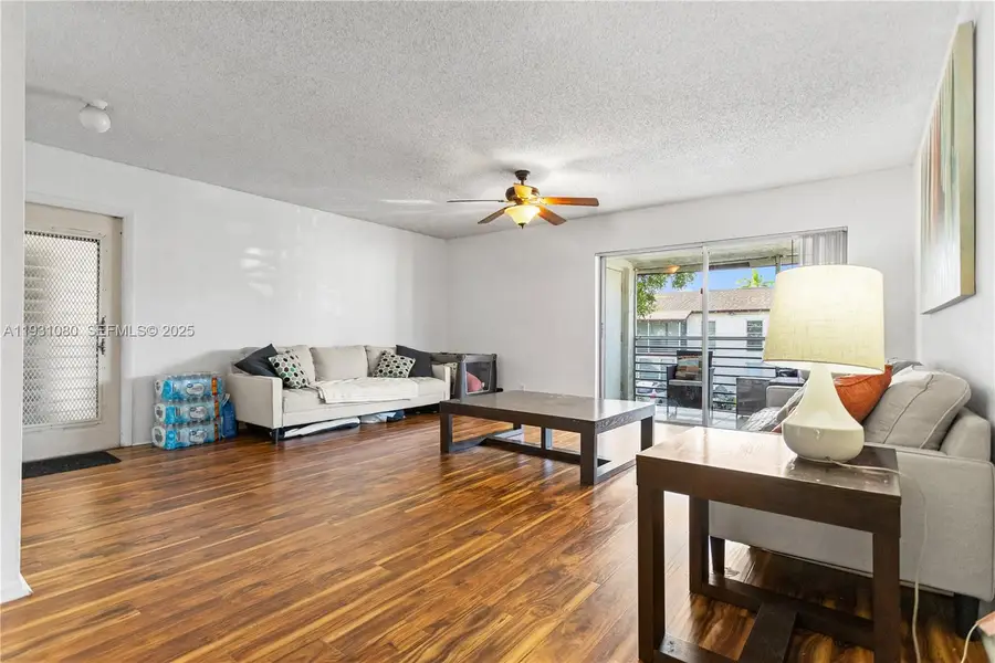 447 N Laurel #1906, Margate, FL 33063 - Image #2