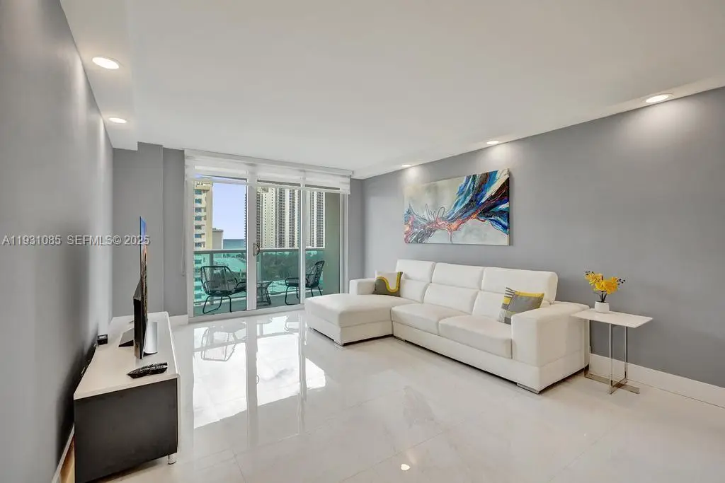 19380 Collins Ave #1104, Sunny Isles Beach, FL 33160 - Image #1