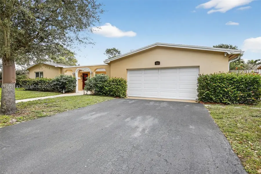 2221 NW 82nd Way, Pembroke Pines, FL 33024 - #3