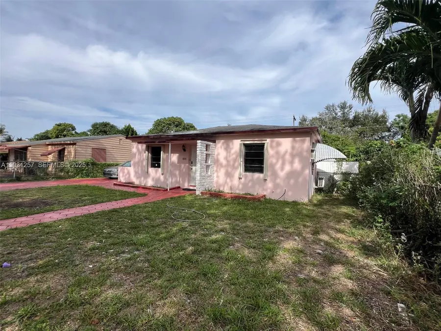 835 NW 126th St, North Miami, FL 33168 - Image #2