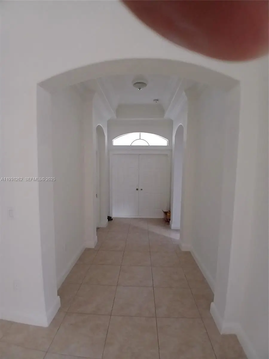 Address Withheld By Seller, Miami, FL 33185 - Image #2