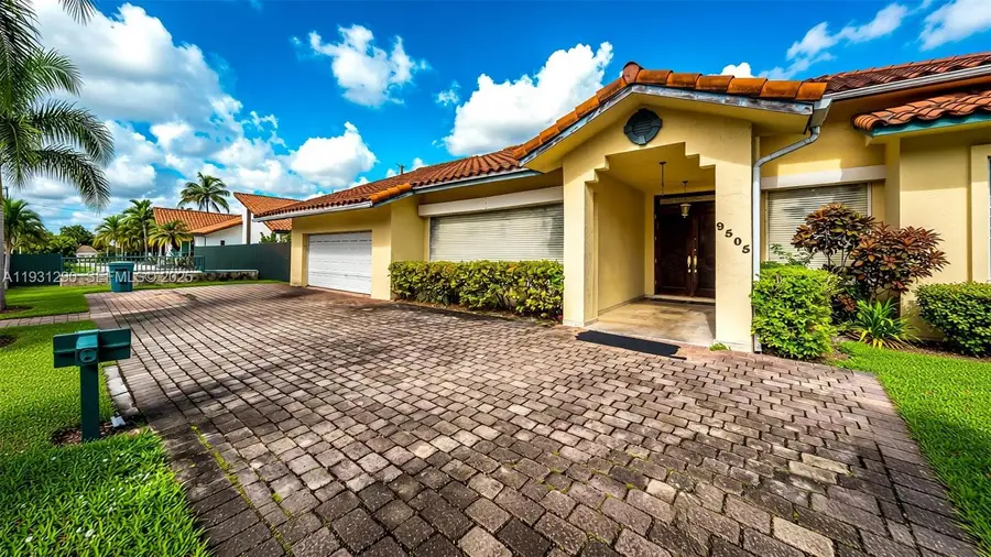 9505 SW 136th St, Miami, FL 33176 - Image #2