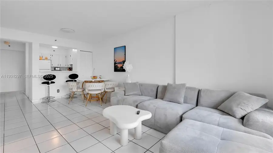 546 SW 1st St #603, Miami, FL 33130 - Image #3