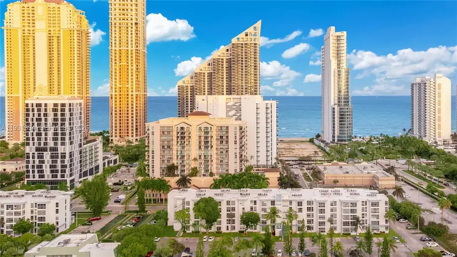 17560 Atlantic Blvd #118, Sunny Isles Beach, FL 33160 - Image #3