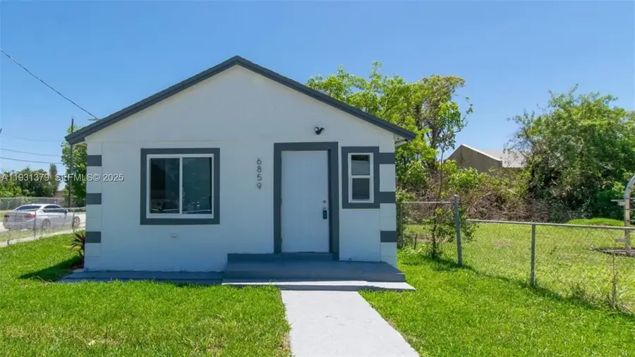 6859 NW 17th Ave, Miami, FL 33147 - Image #2