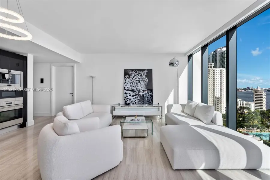 1451 Brickell Ave #1803, Miami, FL 33131 - Image #3