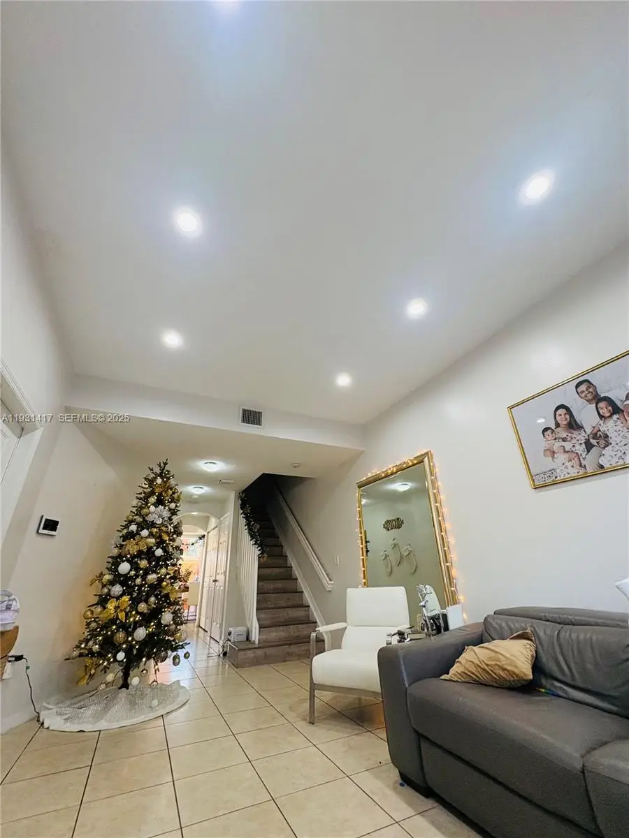 5910 Siena Ln #5910, Hollywood, FL 33021 - Image #2