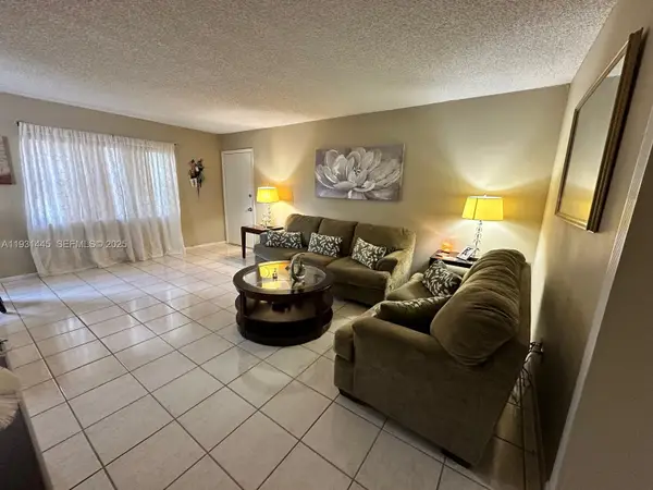 251 SW 134th Way #314M, Pembroke Pines, FL 33027