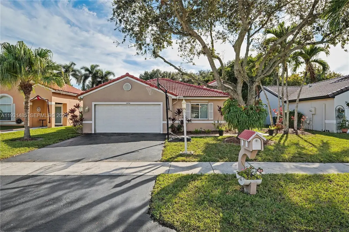 18736 NW 1st St, Pembroke Pines, FL 33029 - Image #1