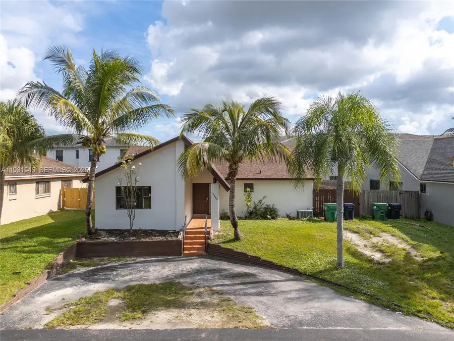 13540 SW 287th Ln, Homestead, FL 33033 - Image #2