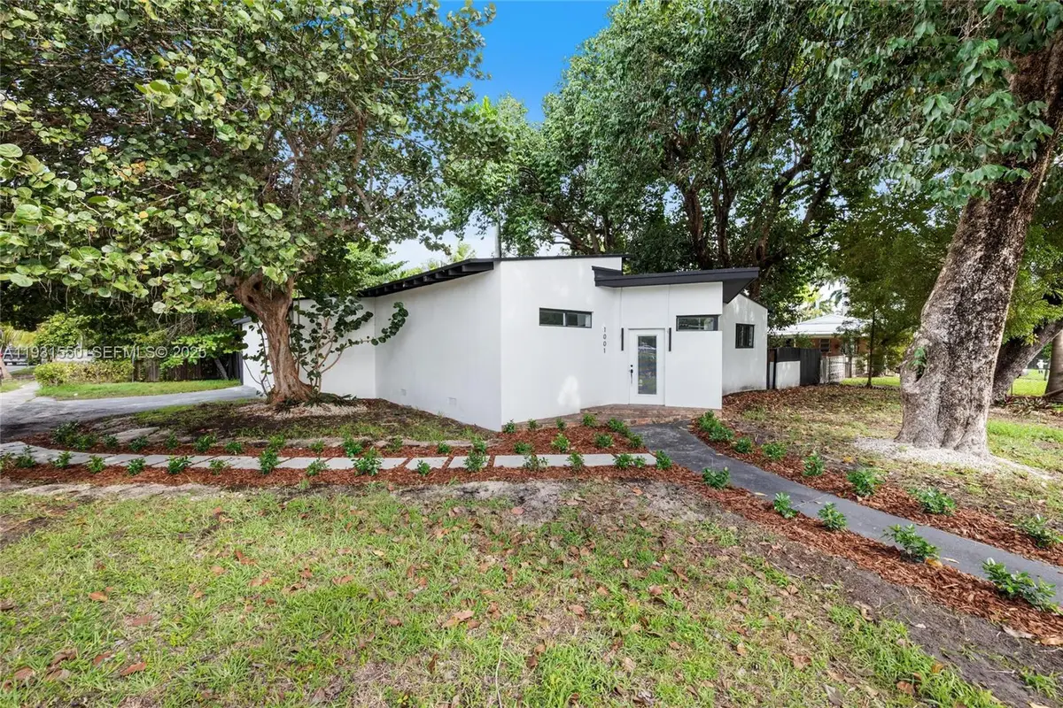 1001 NE 82nd St, Miami, FL 33138 - Image #1