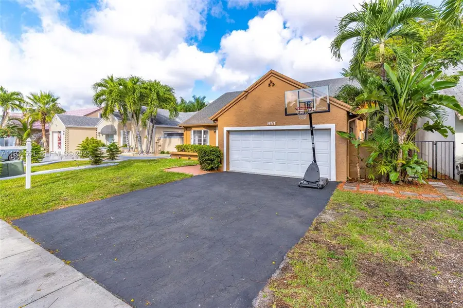 14717 SW 110th Ter, Miami, FL 33196 - Image #2