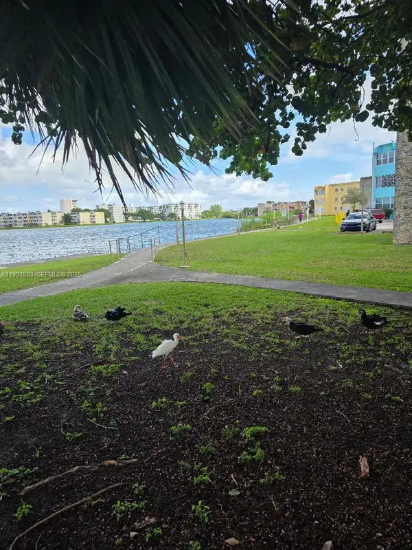 1481 NE Miami Gardens Dr #368, Miami, FL 33179