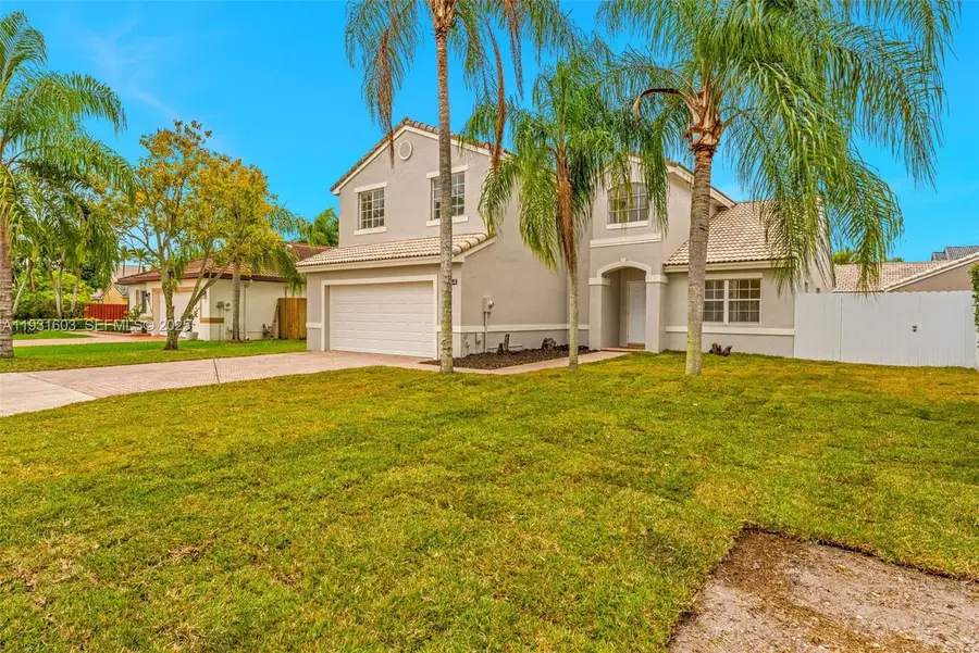 16054 SW 77th Ter, Miami, FL 33193 - Image #3